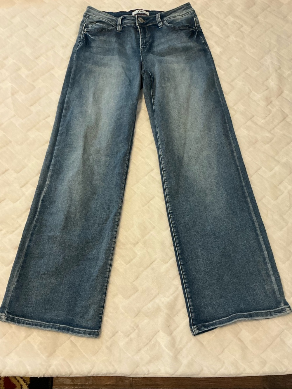 YMI Women's High-Rise Y2K Wide Leg Jeans/Distressed Medium Blue Wash - Picture 3 of 7